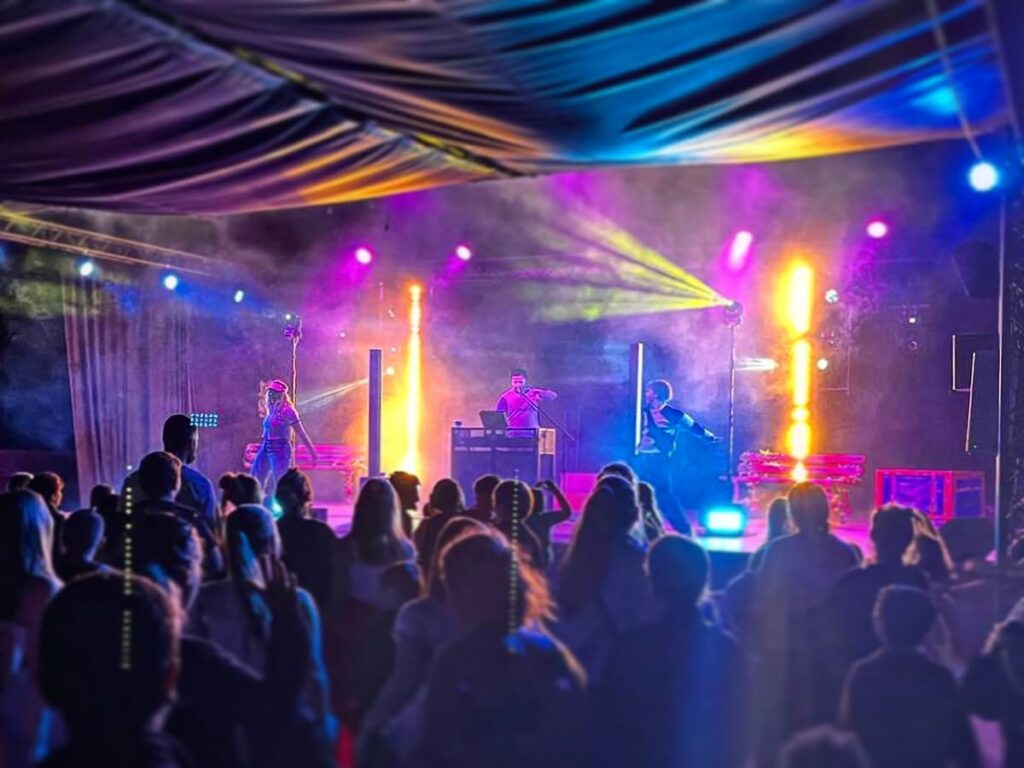 setlive
